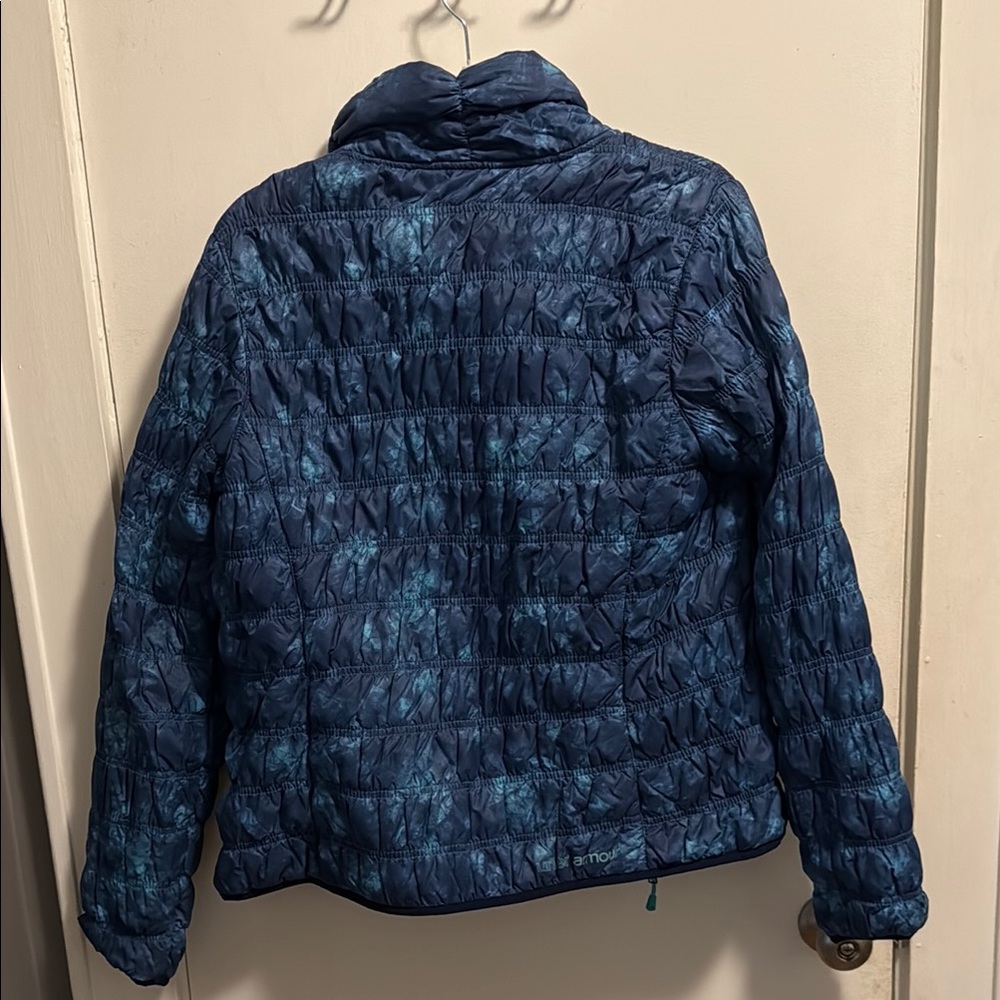 Blue Patterned Puffer Jacket - image 3